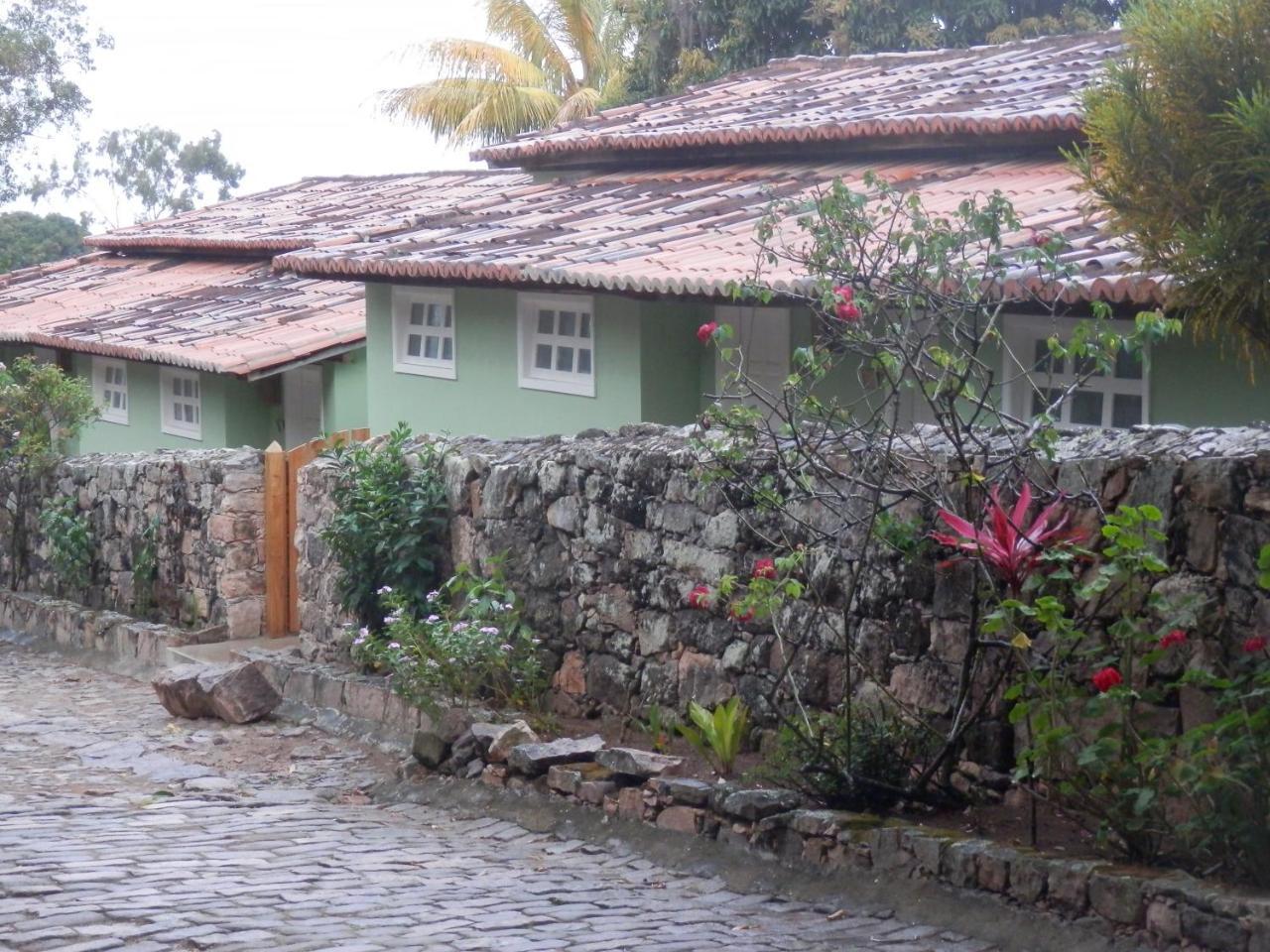 Pousada Pedras De Igatu Exterior foto