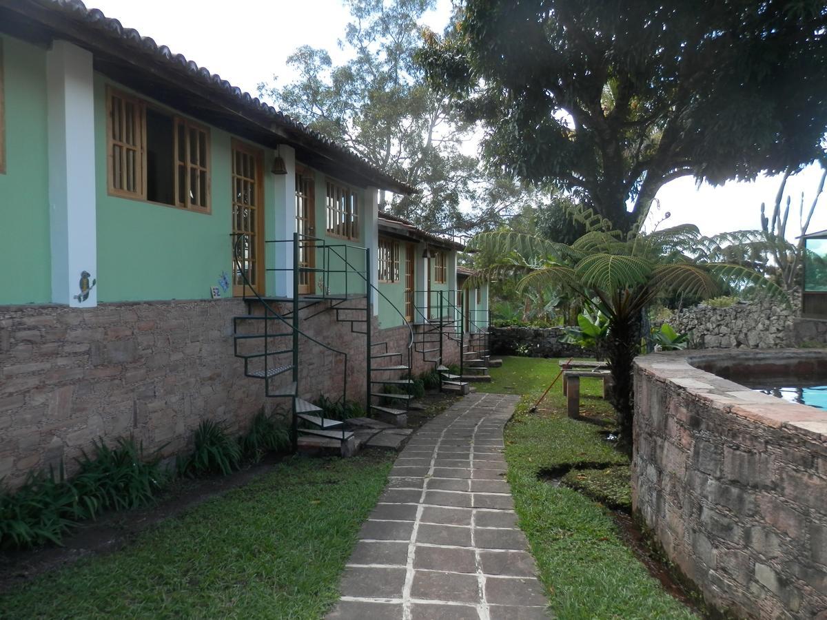 Pousada Pedras De Igatu Exterior foto